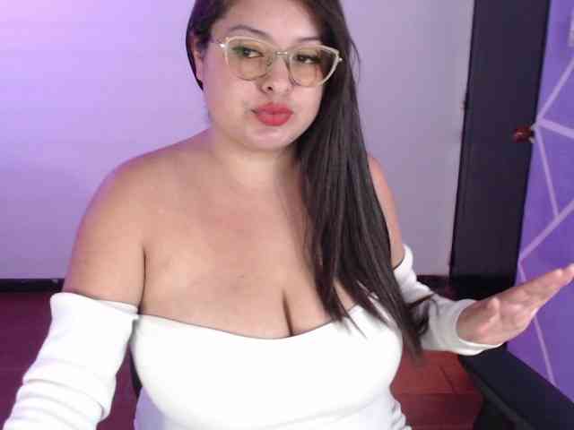 MiaaJoness MiaaJoness