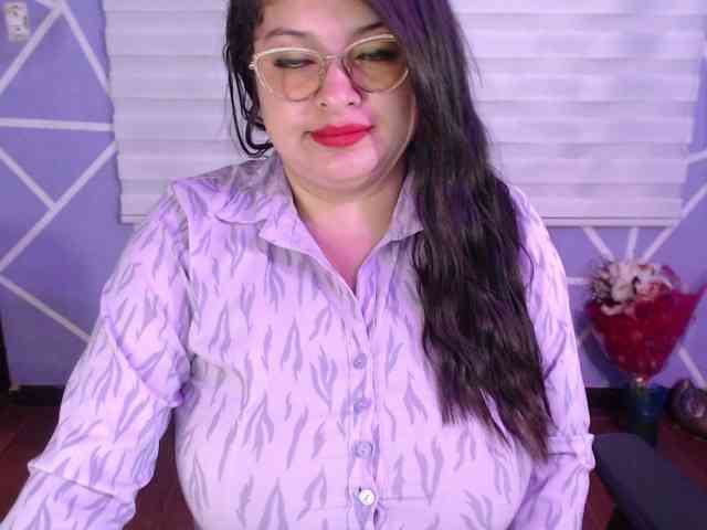 MiaaJoness MiaaJoness