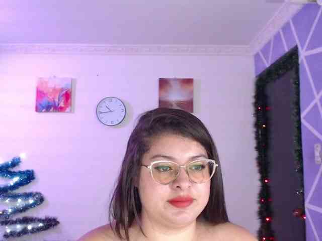 MiaaJoness MiaaJoness