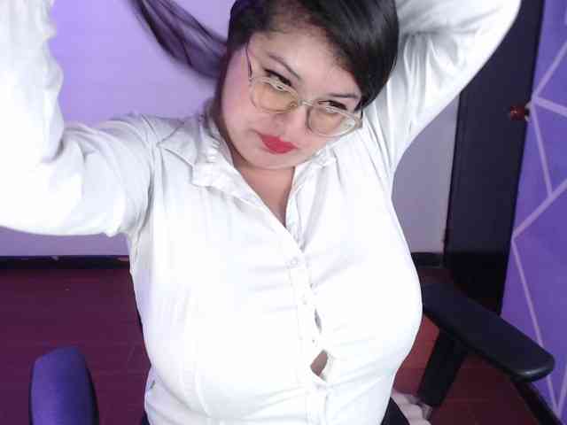 MiaaJoness MiaaJoness