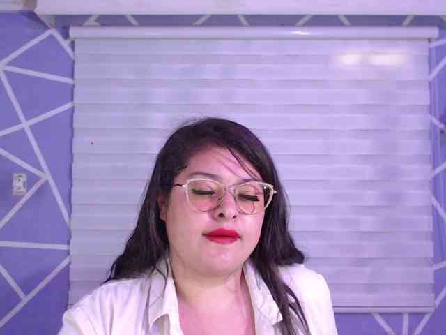 MiaaJoness MiaaJoness