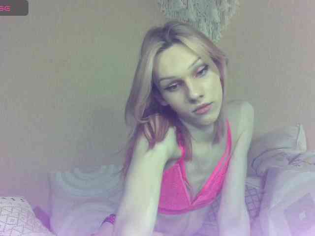 Kiranaa Live Webcam on BongaCams