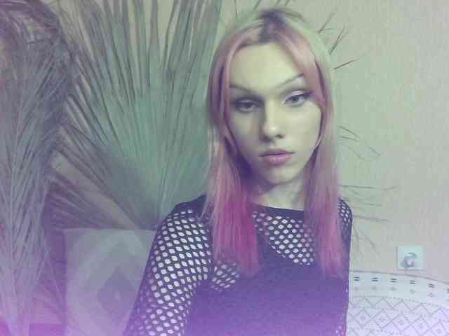 Kiranaa Live Webcam on BongaCams