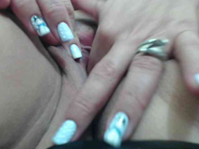 AlexaBenetGrace webcam