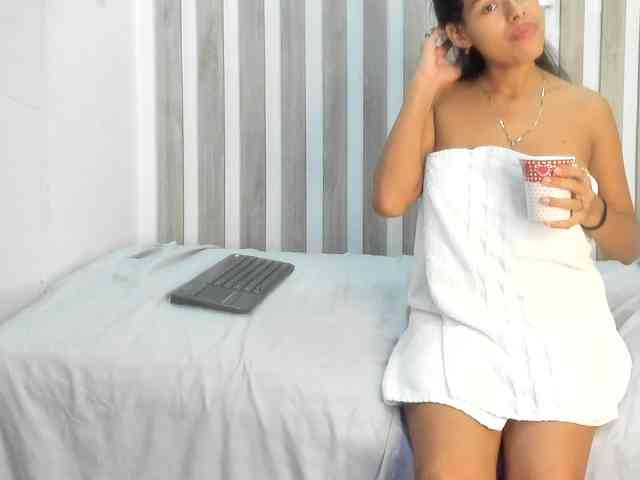 MiaRivers Live Webcam on BongaCams