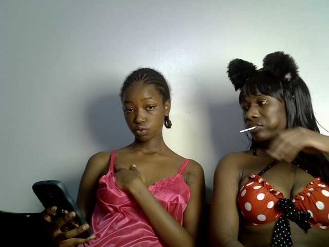 Blueflames's BongaCams show and profile