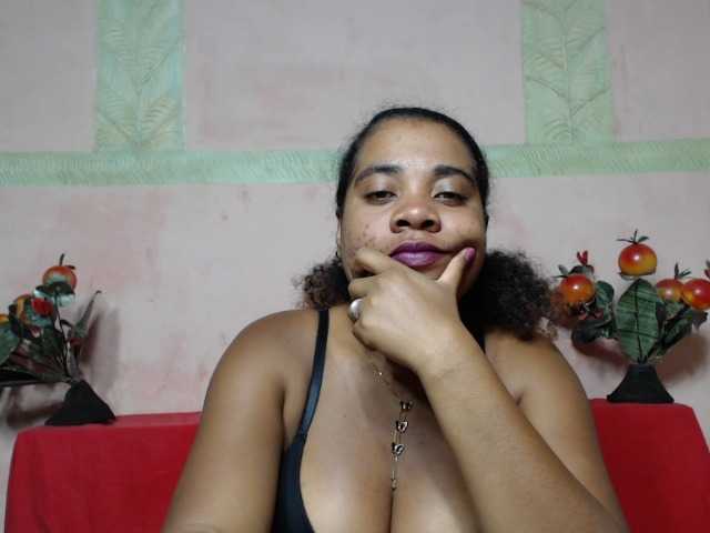 Rfrancia1 webcam bongacams model stream image