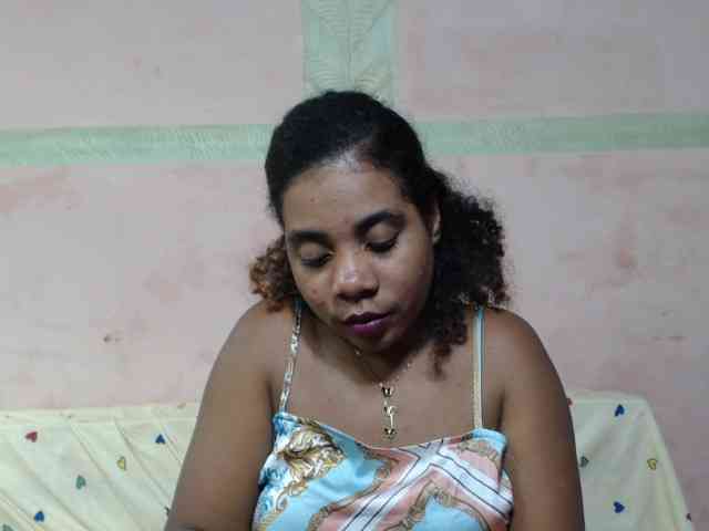 Rfrancia1 Live Webcam on BongaCams