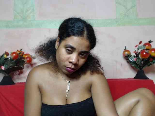 Rfrancia1 Live Webcam on BongaCams