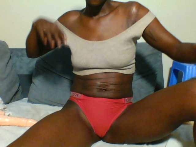 Petiteebony1 webcam bongacams model stream image