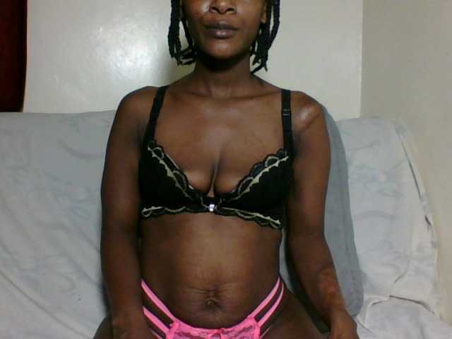 Petiteebony1 from BongaCams is Freechat