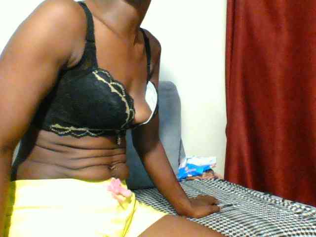 Petiteebony1 Petiteebony1