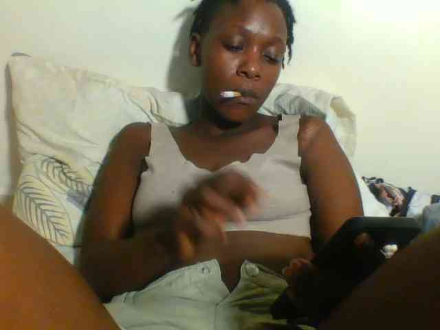 Petiteebony1 Petiteebony1