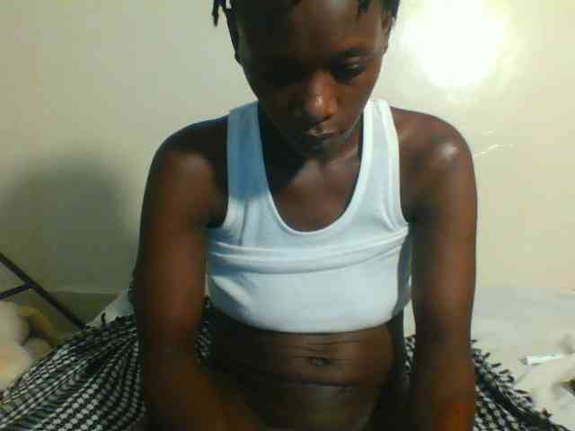 Petiteebony1 webcam