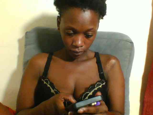 Petiteebony1 Petiteebony1