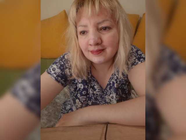 StefanyMellow3's BongaCams show and profile