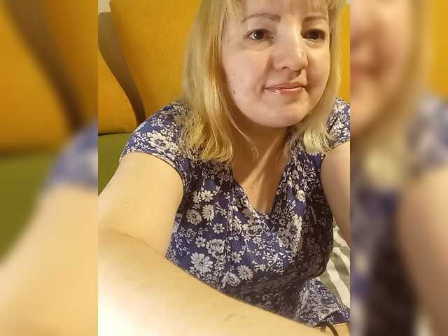 StefanyMellow3's BongaCams show and profile