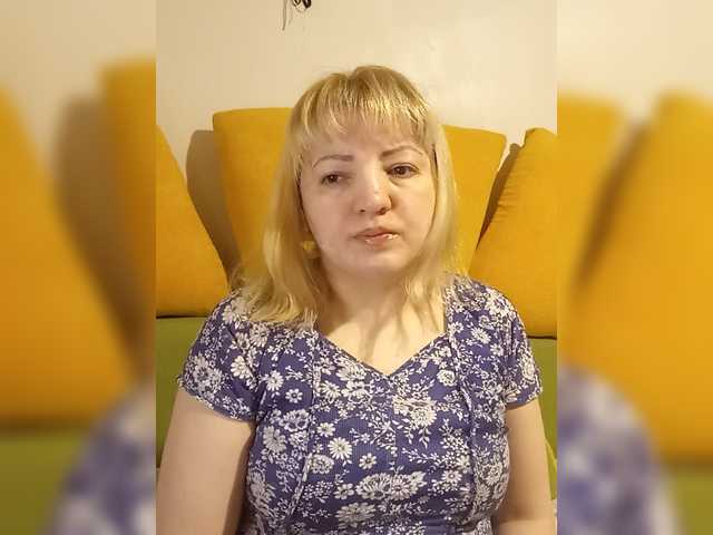 StefanyMellow3's BongaCams show and profile