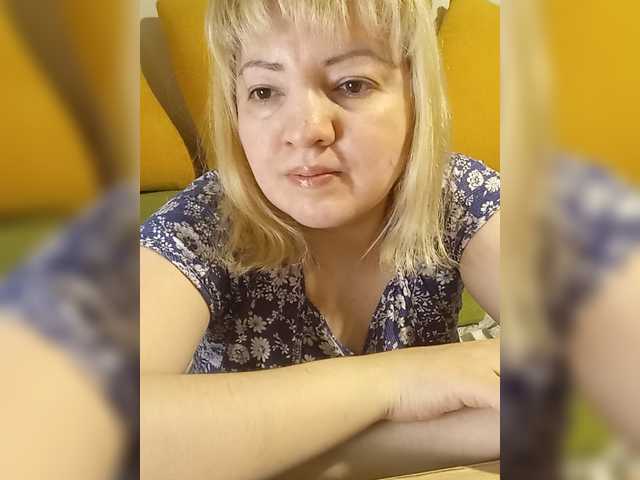 StefanyMellow3's BongaCams show and profile