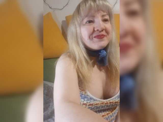 StefanyMellow3's BongaCams show and profile