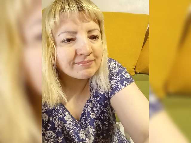 StefanyMellow3's BongaCams show and profile