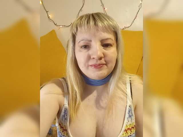 StefanyMellow3's BongaCams show and profile