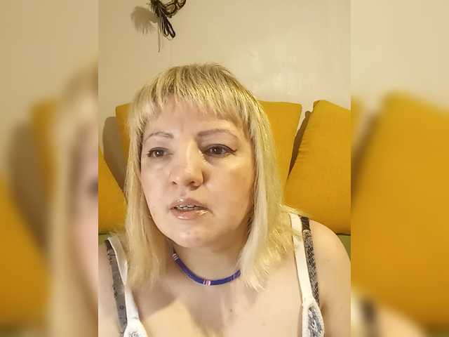 StefanyMellow3's BongaCams show and profile