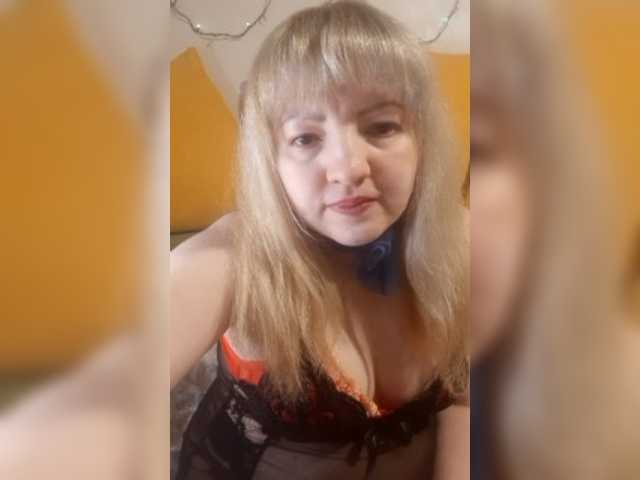 StefanyMellow3's BongaCams show and profile