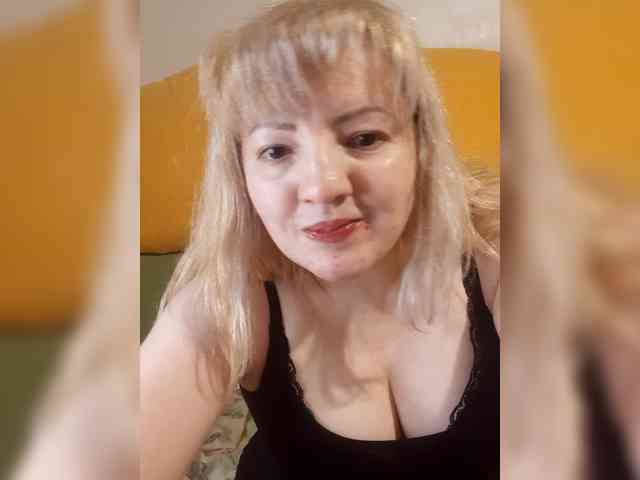 StefanyMellow3 webcam