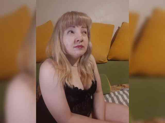 StefanyMellow3 webcam