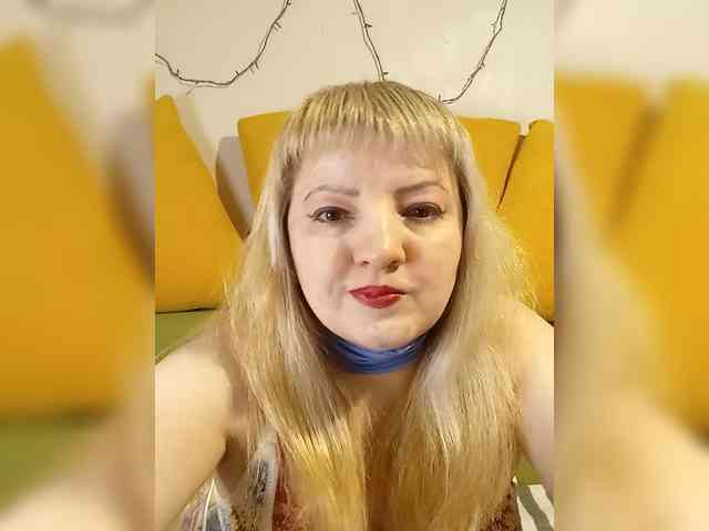 StefanyMellow3 webcam