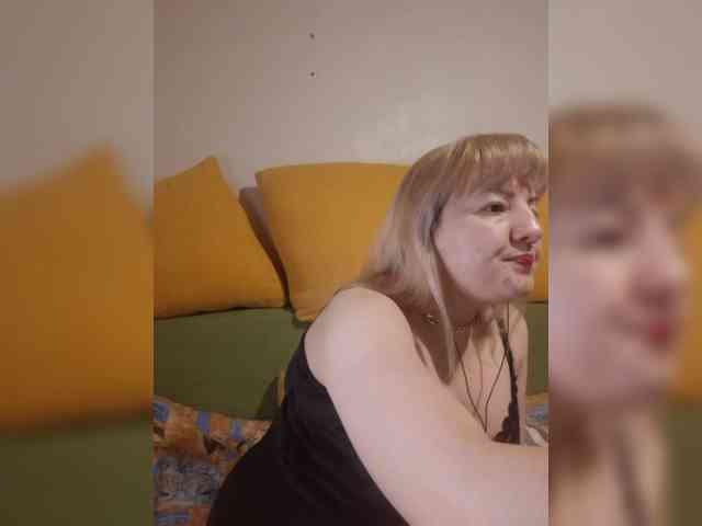 StefanyMellow3 webcam