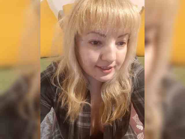 StefanyMellow3 webcam