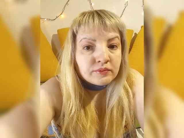 StefanyMellow3 webcam