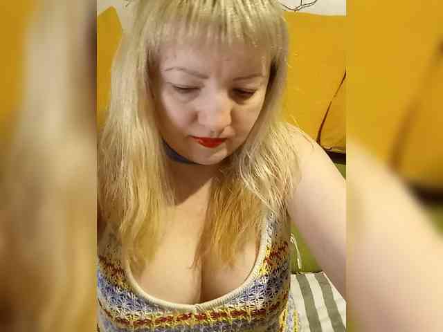 StefanyMellow3 webcam