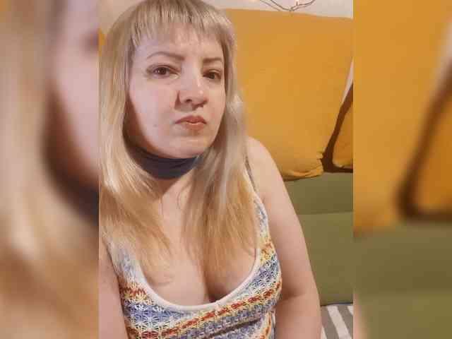 StefanyMellow3 webcam