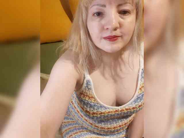 StefanyMellow3 webcam