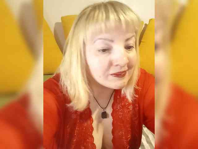 StefanyMellow3 Live Webcam on BongaCams