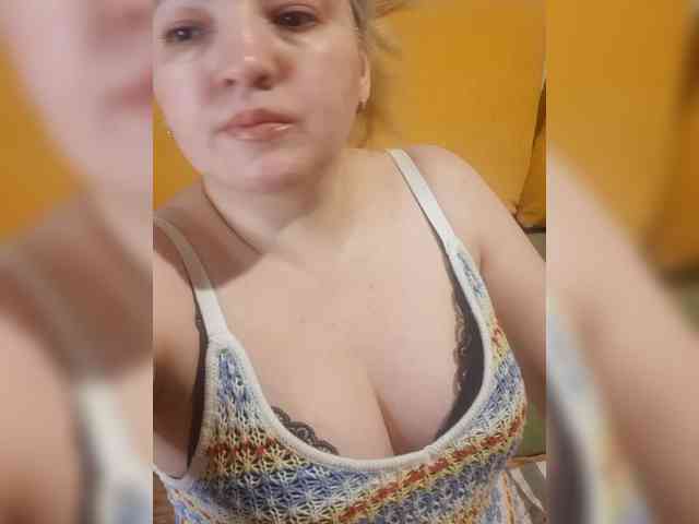 StefanyMellow3 webcam