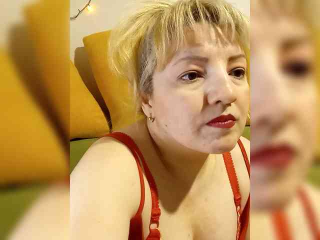 StefanyMellow3 webcam