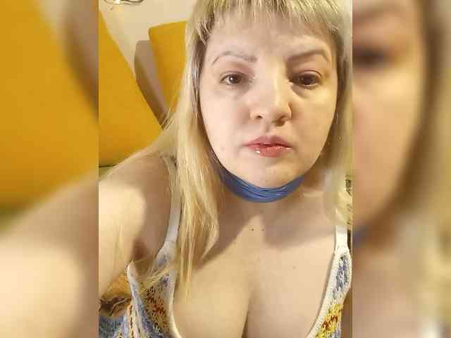 StefanyMellow3 webcam