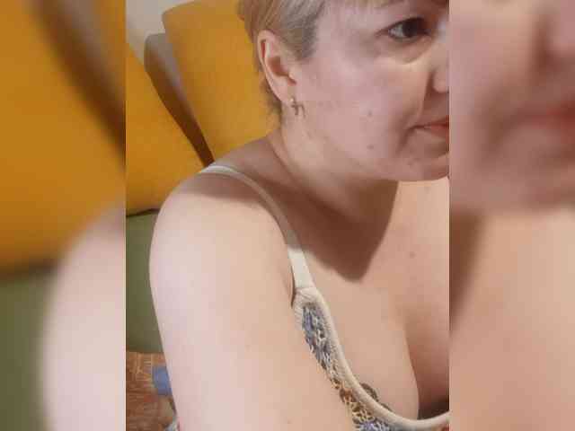 StefanyMellow3 webcam