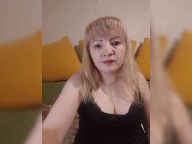 StefanyMellow3 webcam