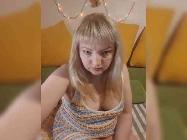 StefanyMellow3 webcam