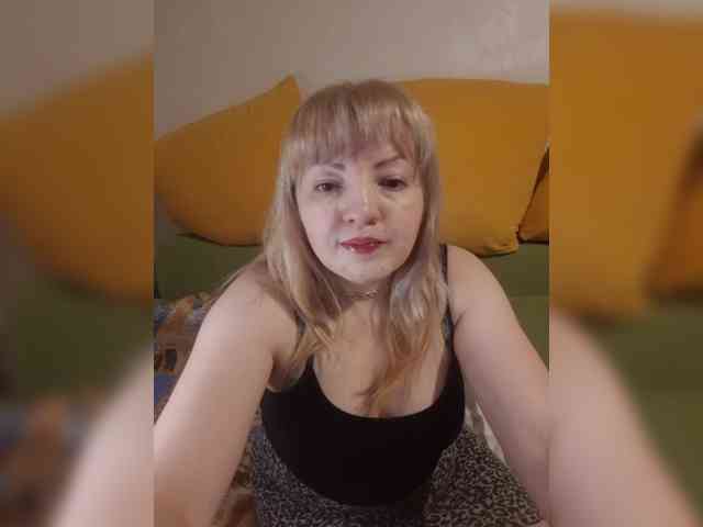 StefanyMellow3 webcam