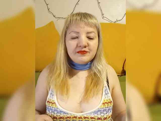 StefanyMellow3 webcam