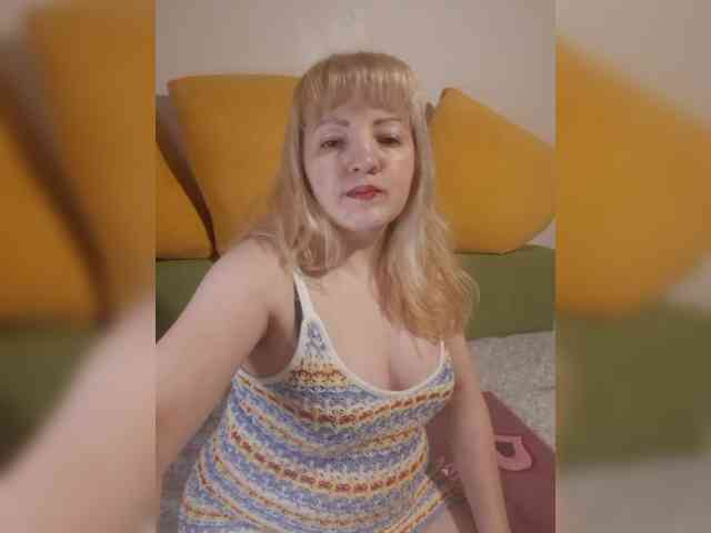 StefanyMellow3 webcam