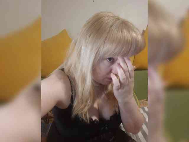 StefanyMellow3 webcam