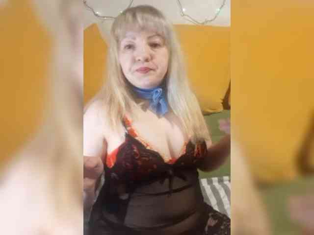 StefanyMellow3 webcam