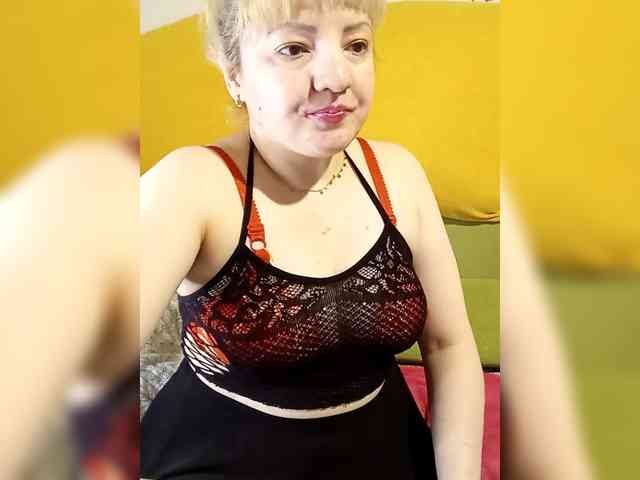 StefanyMellow3 webcam